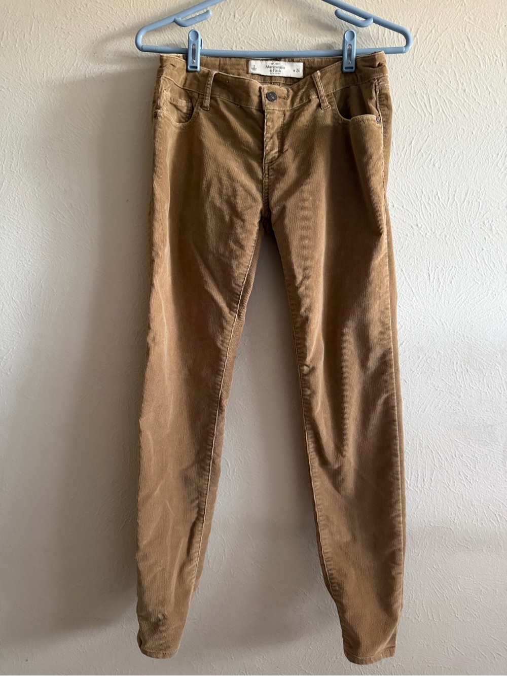 Abercrombie & Fitch Corduroy Pants in Caramel Brown